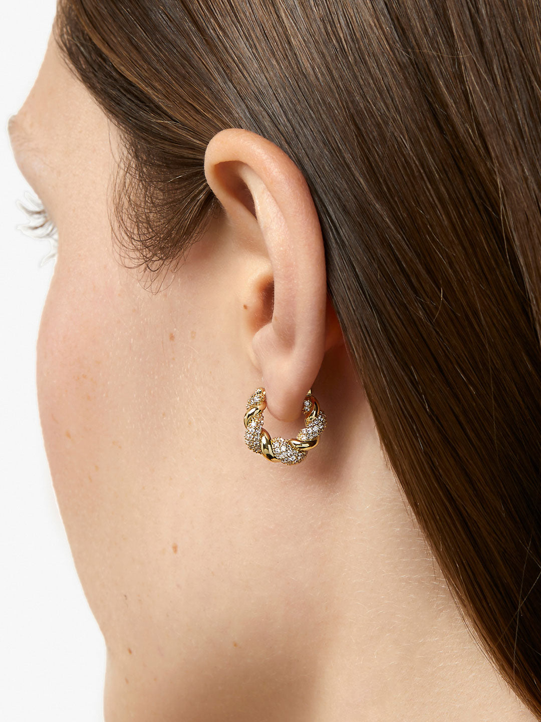 CZ Twisted Hoop arring