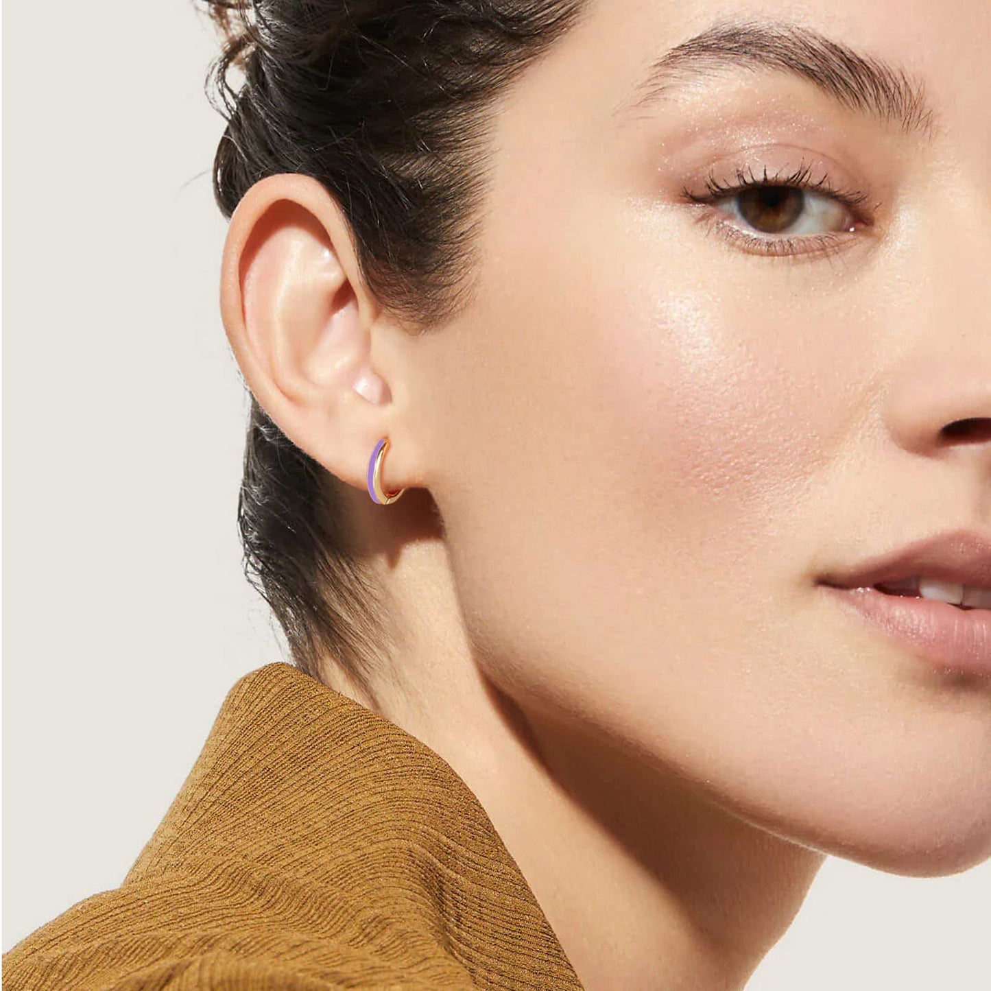 18K Gold Purple Enamel Huggie Hoop Earrings